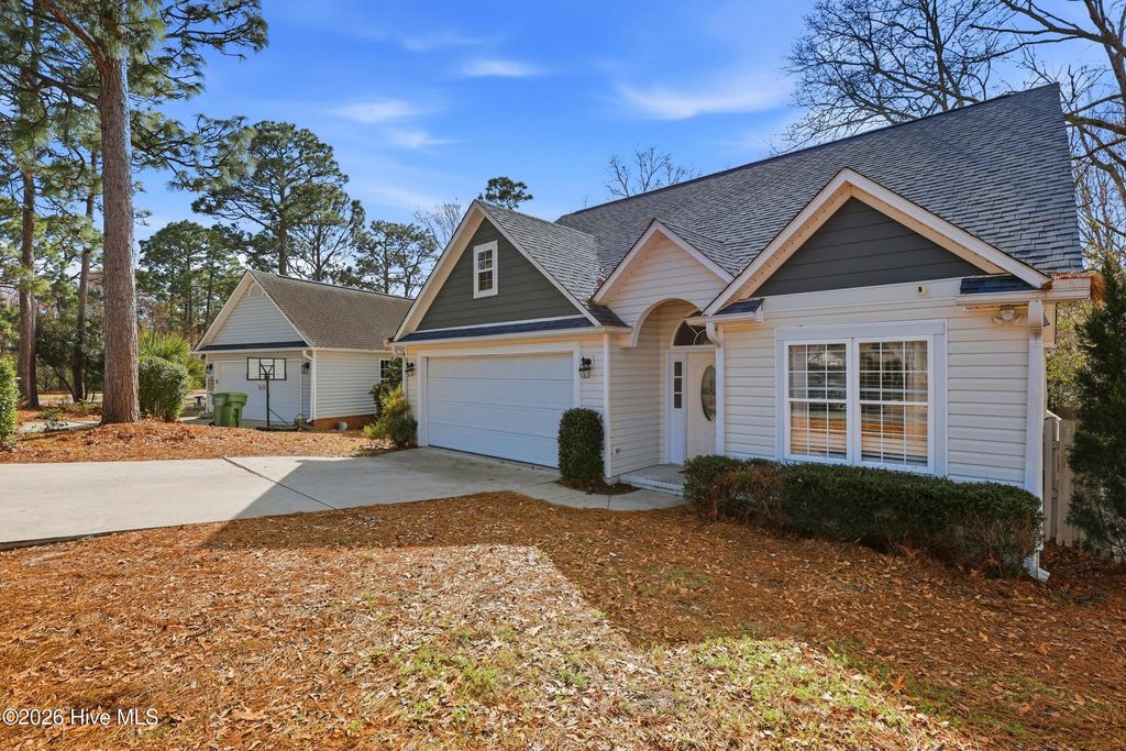 Photo of 1503 Amhearst Court, Wilmington, NC 28412 (MLS # 100558616)