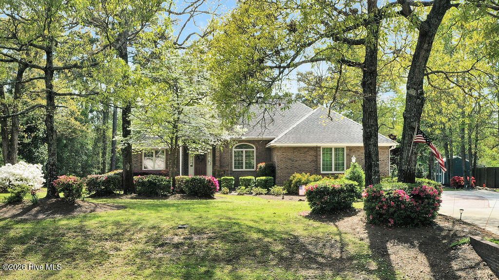 Photo of 324 Long Leaf Drive, Hampstead, NC 28443 (MLS # 100567703)