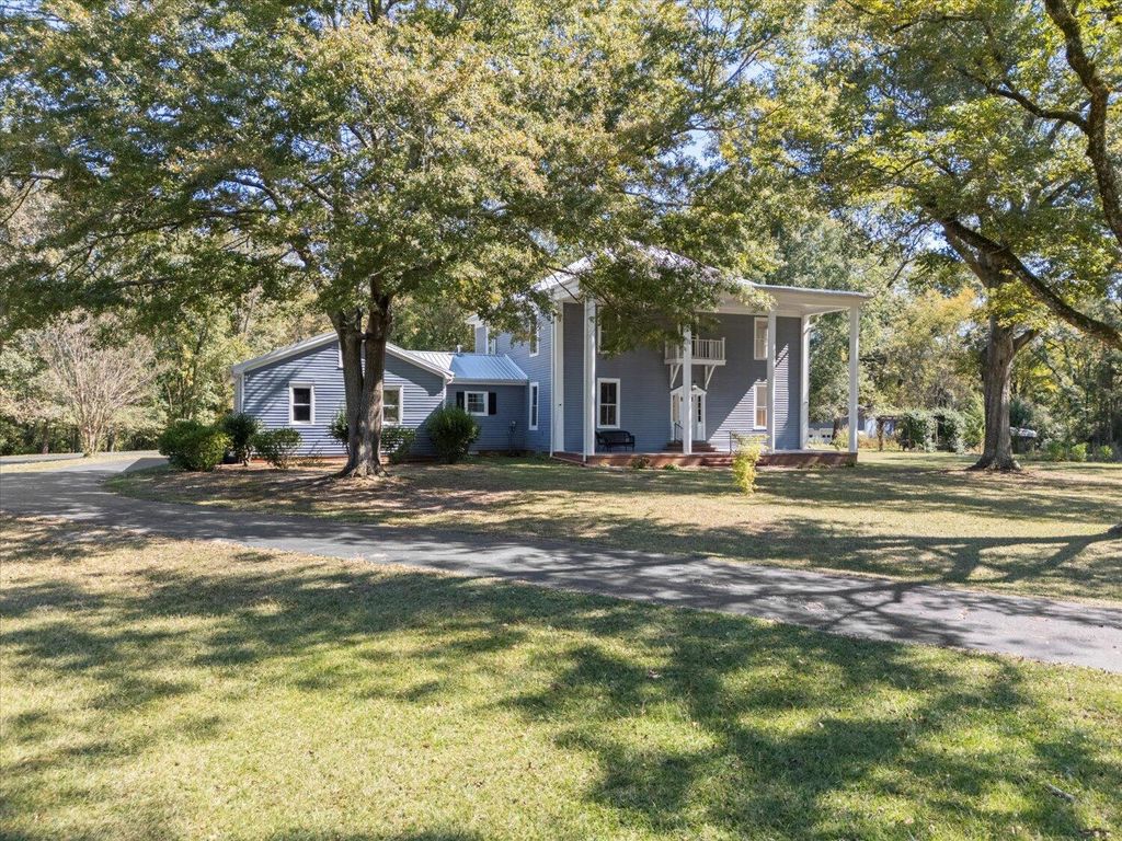 Photo of 425 Thomson Rd Road, Washington, GA 30673 (MLS # 548359)