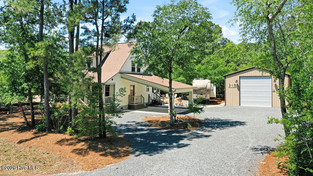319 NE 42nd Street