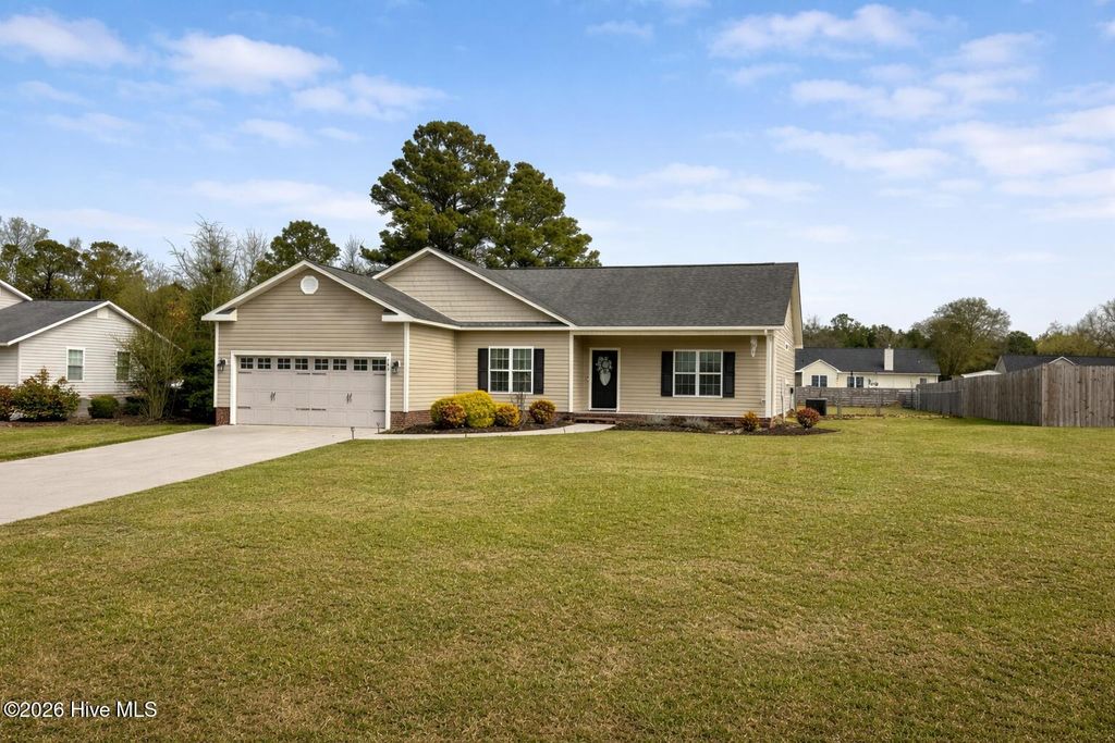 Photo of 382 Bannermans Mill Road, Richlands, NC 28574 (MLS # 100549780)