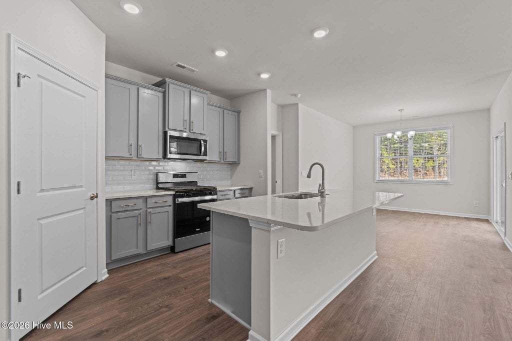 Photo of 7022 Bayberry Park Drive, New Bern, NC 28562 (MLS # 100598742)