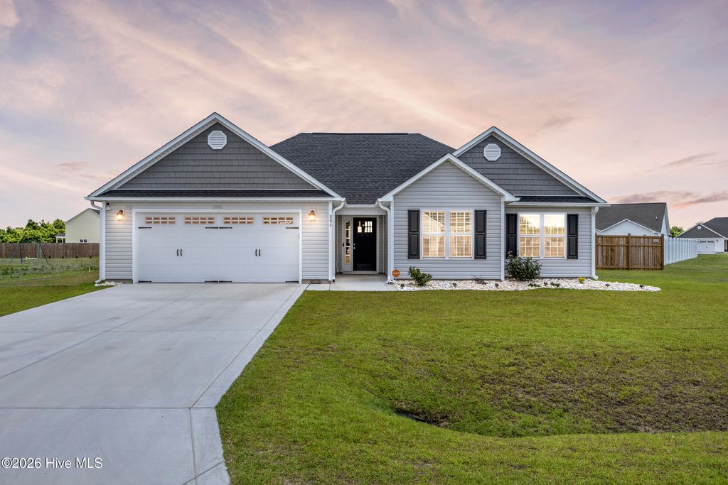 Photo of 806 Calebs Creek Court, Maysville, NC 28555 (MLS # 100575965)