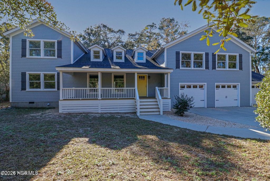 Photo of 1111 Newton Drive SE, Southport, NC 28461 (MLS # 100574223)