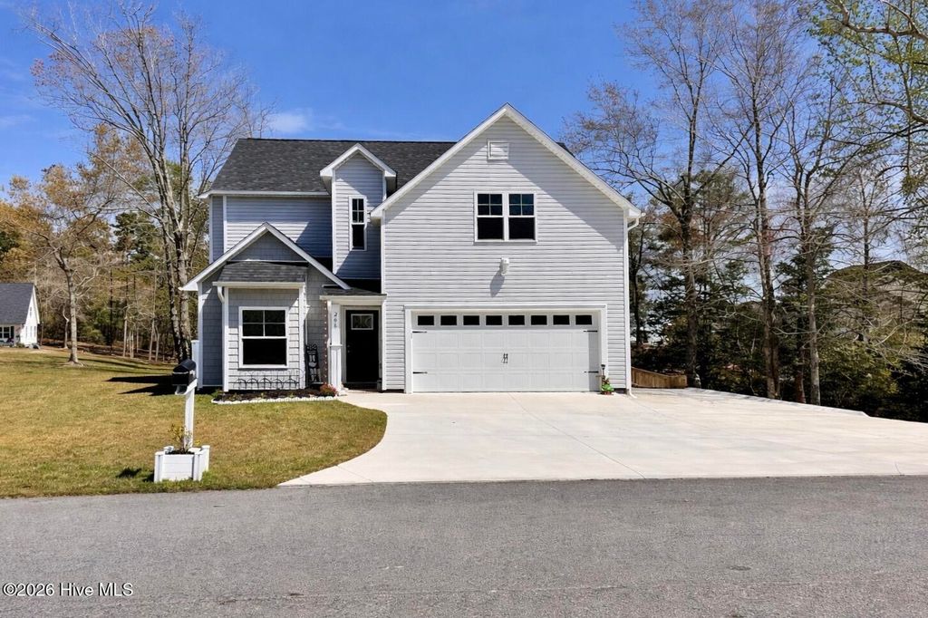 Photo of 206 Baker Road, Hubert, NC 28539 (MLS # 100563821)