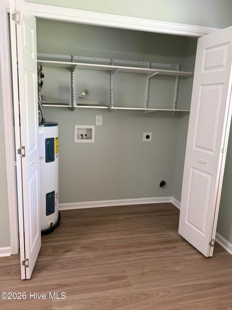 Tiny photo for 605 Windsong N, Swansboro, NC 28584 (MLS # 100568919)