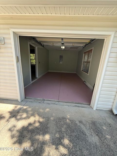 Tiny photo for 605 Windsong N, Swansboro, NC 28584 (MLS # 100568919)