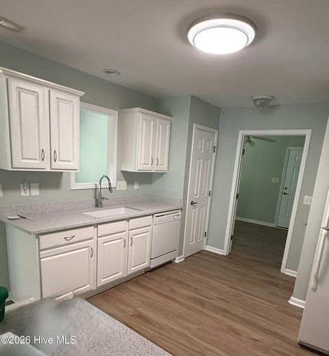 Tiny photo for 605 Windsong N, Swansboro, NC 28584 (MLS # 100568919)