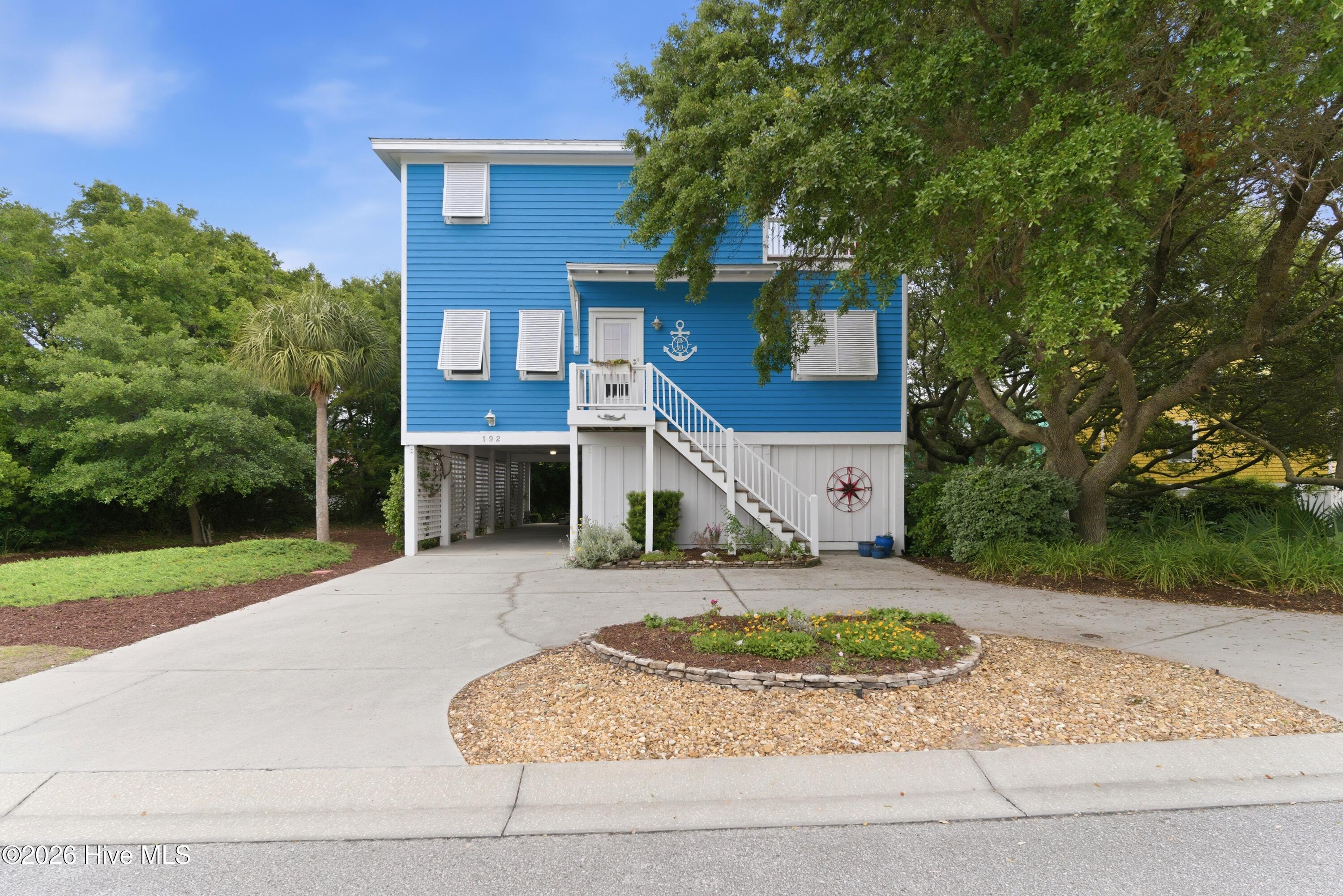 192 Seawatch Way