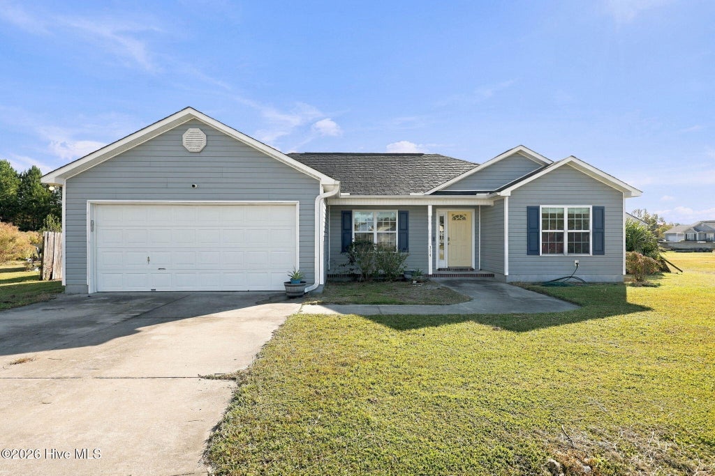 Photo of 314 Haywood Drive, Richlands, NC 28574 (MLS # 100612737)