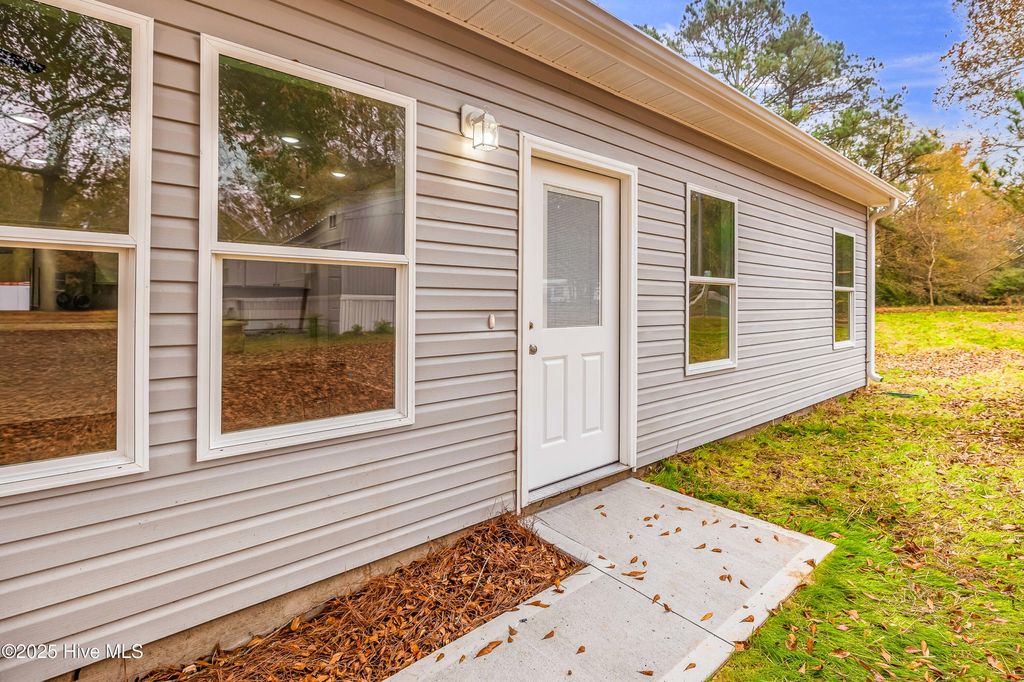 Photo of 1350 Croomsbridge Road, Burgaw, NC 28425 (MLS # 100542590)