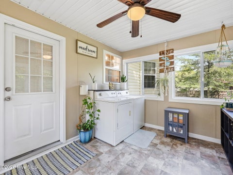 Tiny photo for 160 Lee Rogers Road, Hubert, NC 28539 (MLS # 100590138)