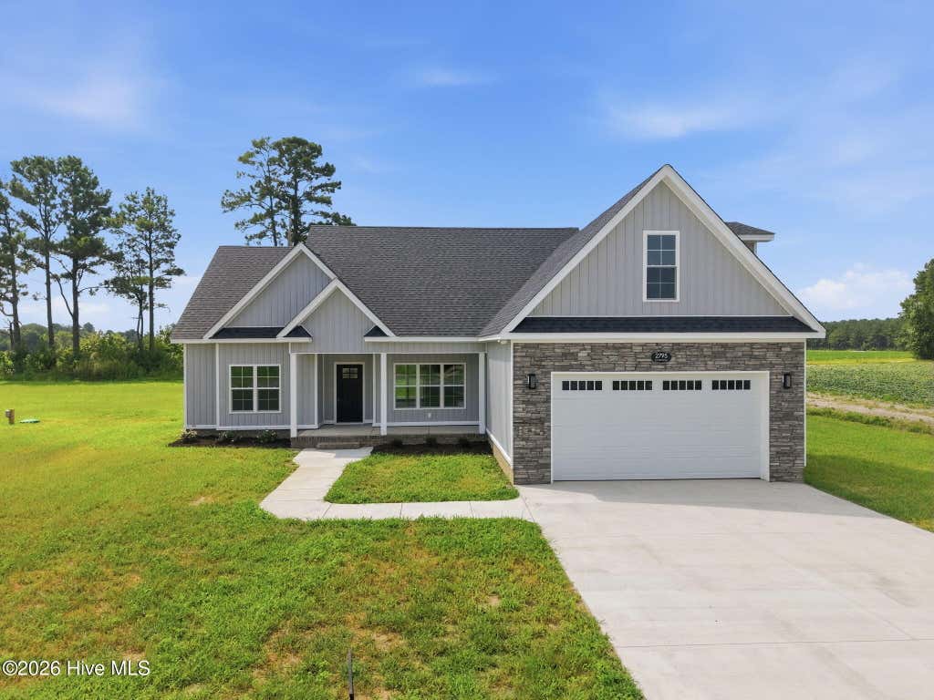Photo of 2795 Covent Drive, Farmville, NC 27828 (MLS # 100596934)