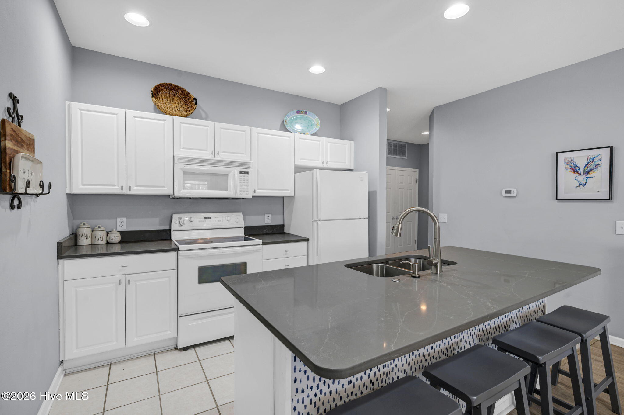 133 Avian Drive Apt 3411