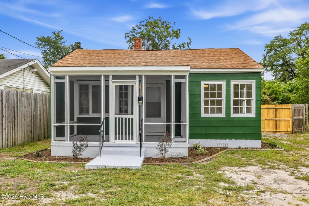 Photo of 2115 Jefferson Street, Wilmington, NC 28401 (MLS # 100606135)