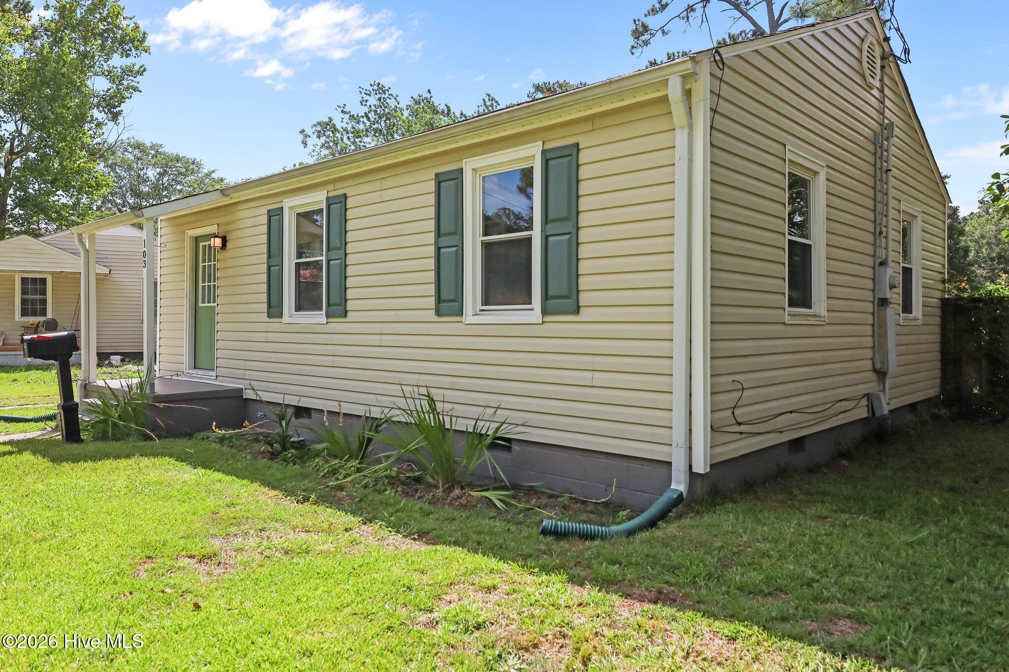 103 Robin Road