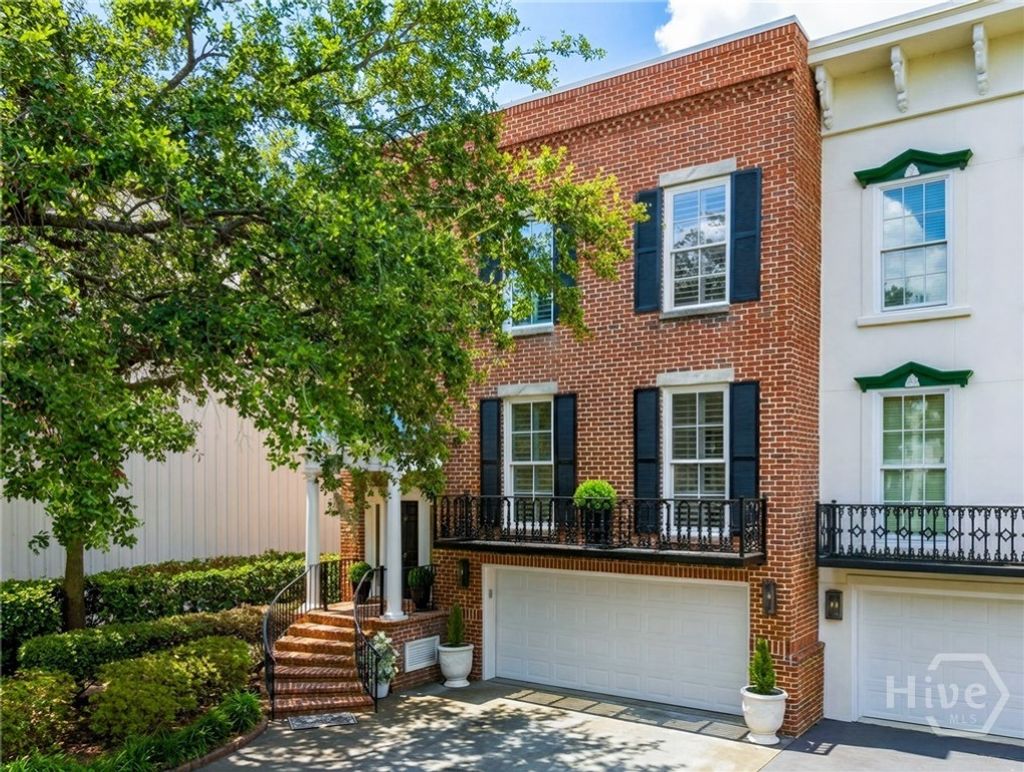 Photo of 42 Chaucer Street, Savannah, GA 31410 (MLS # SA347732)