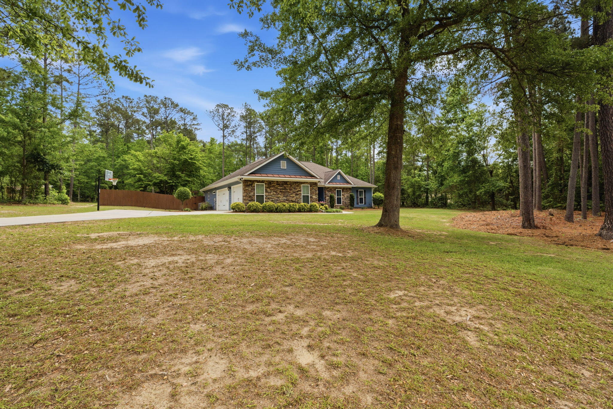 1452 SE Karen Lane
