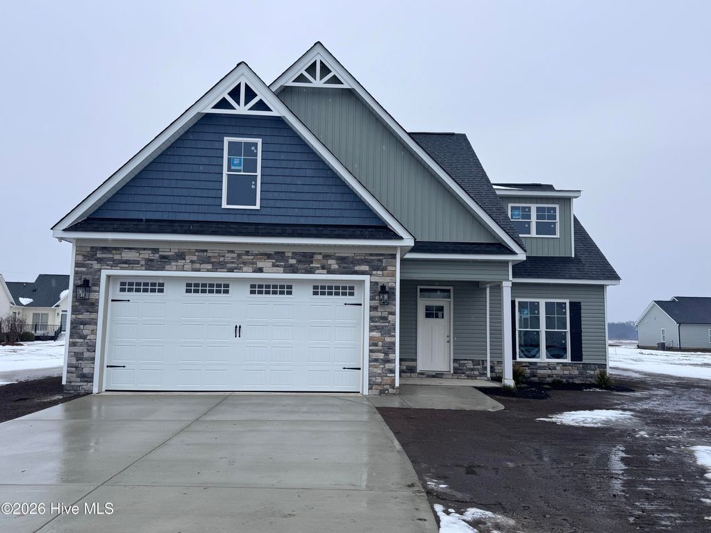 Photo of 3763 Huntcliff Drive, La Grange, NC 28551 (MLS # 100553161)