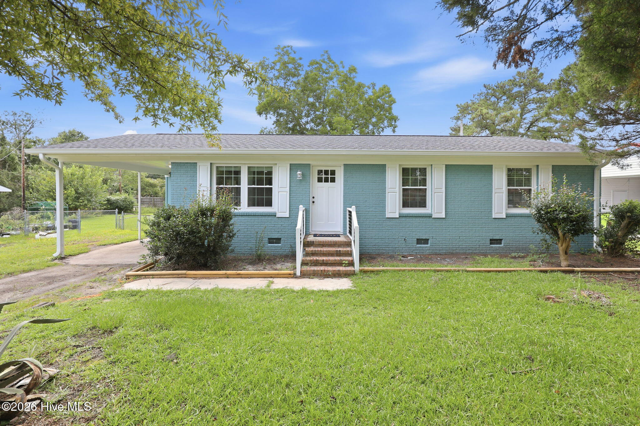 1321 Hunters Road