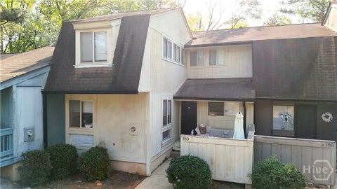 Townhouse For Sale - 183 Woodstone Drive<br/> Athens, GA 30605