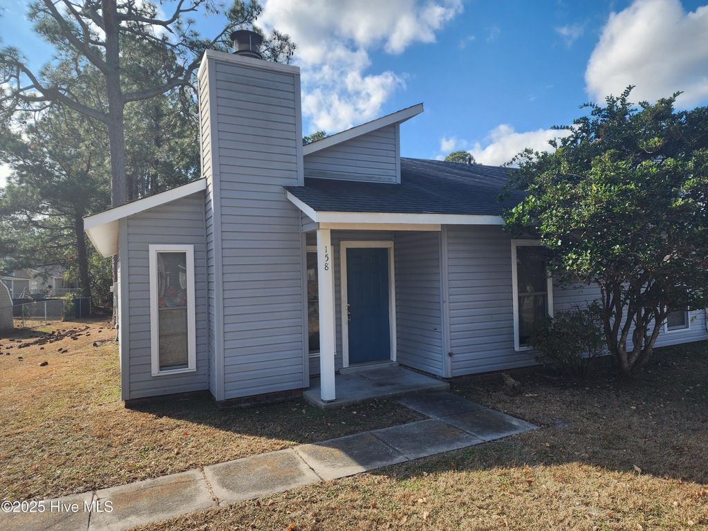 Photo of 158 Village Circle, Jacksonville, NC 28546 (MLS # 100546811)