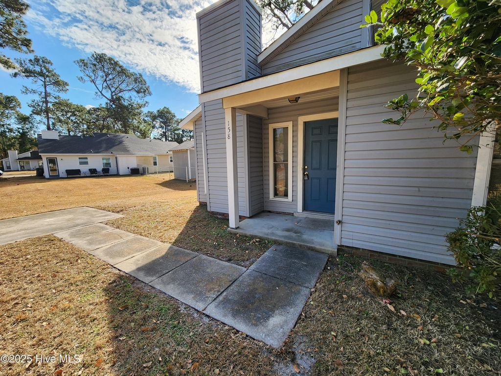 Photo of 158 Village Circle, Jacksonville, NC 28546 (MLS # 100546811)