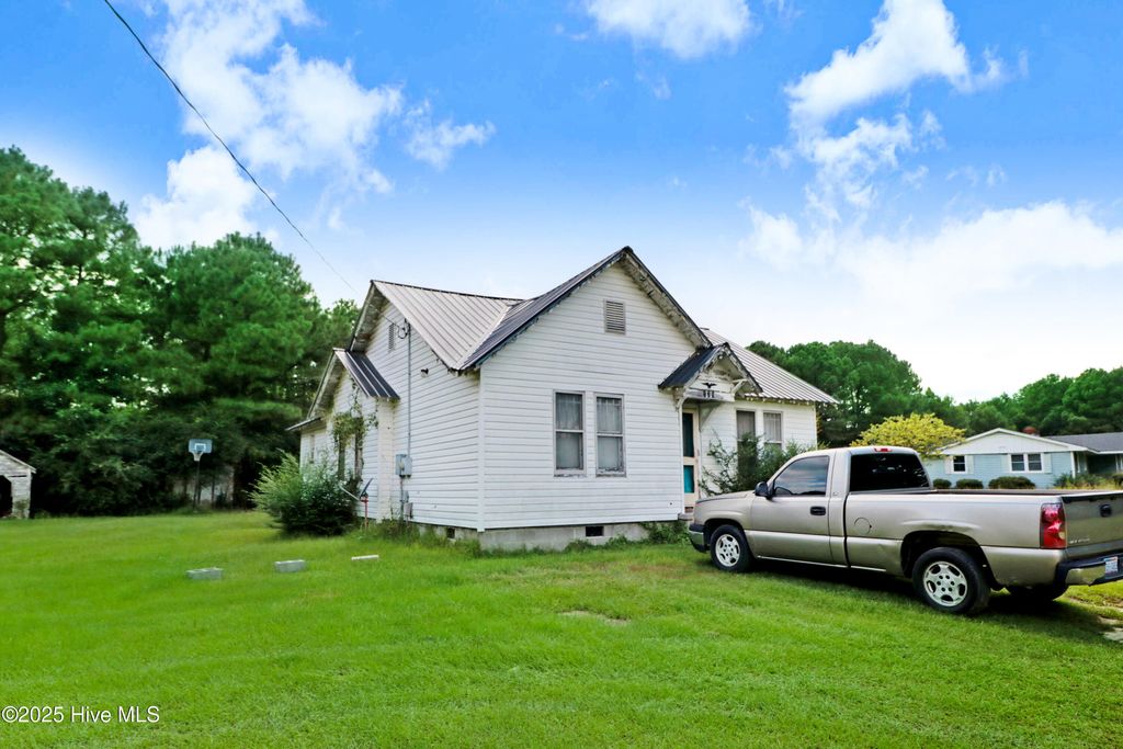 Photo of 278 Old Cornwallis Road, Princeton, NC 27569 (MLS # 100575324)