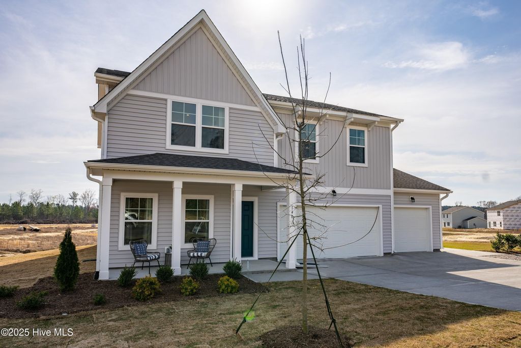 Photo of 140 Enfield Drive, Carthage, NC 28327 (MLS # 100552527)