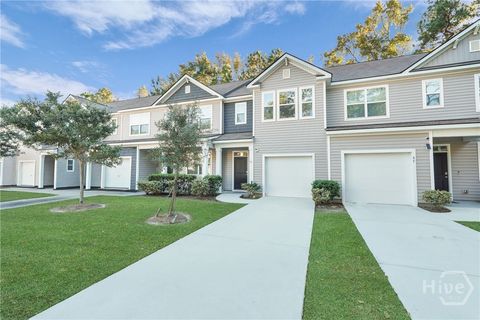 Townhouse For Sale - 43 Villas Of Garrard Drive<br/> Savannah, GA 31405