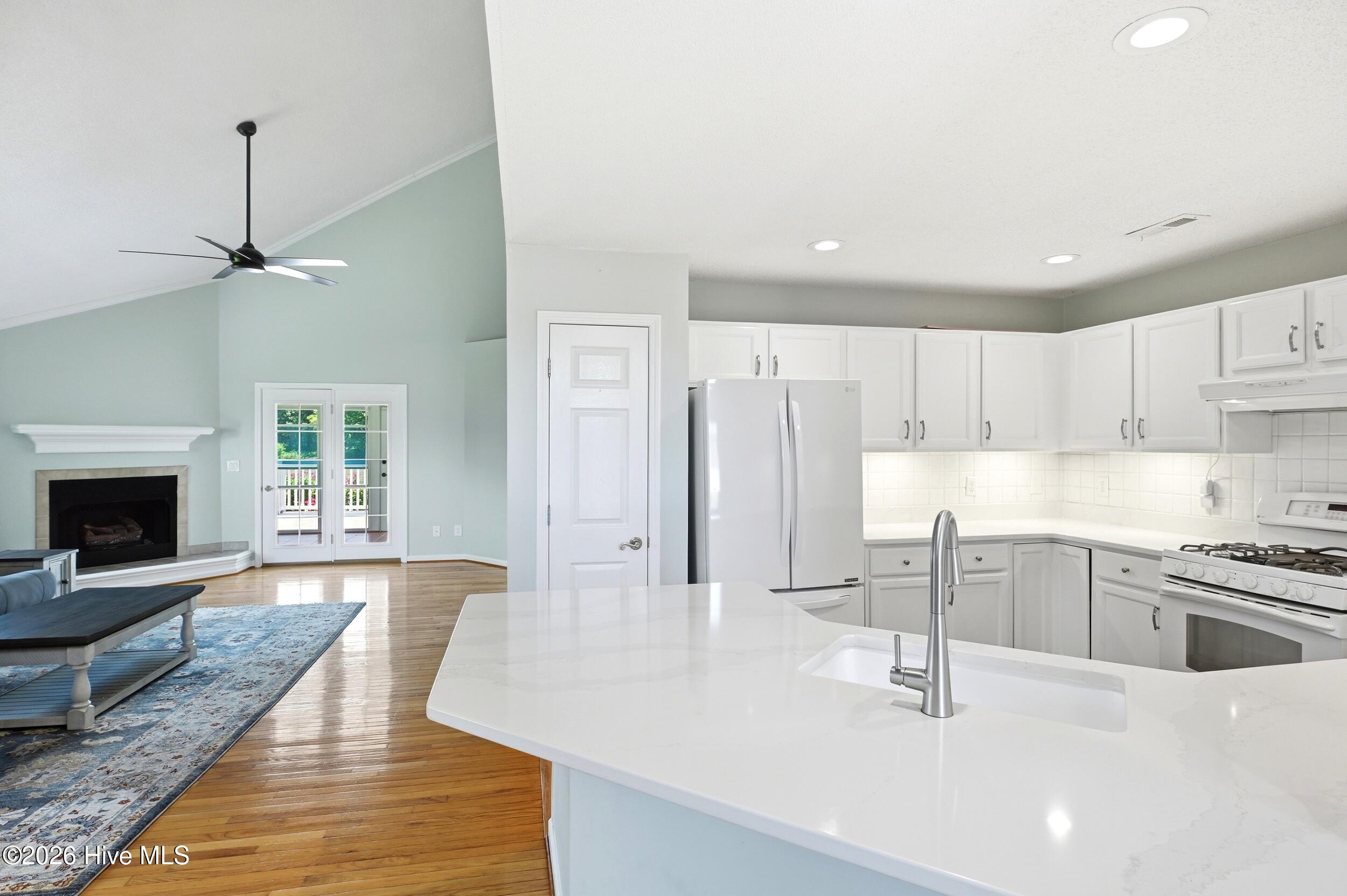 702 Tiara Drive