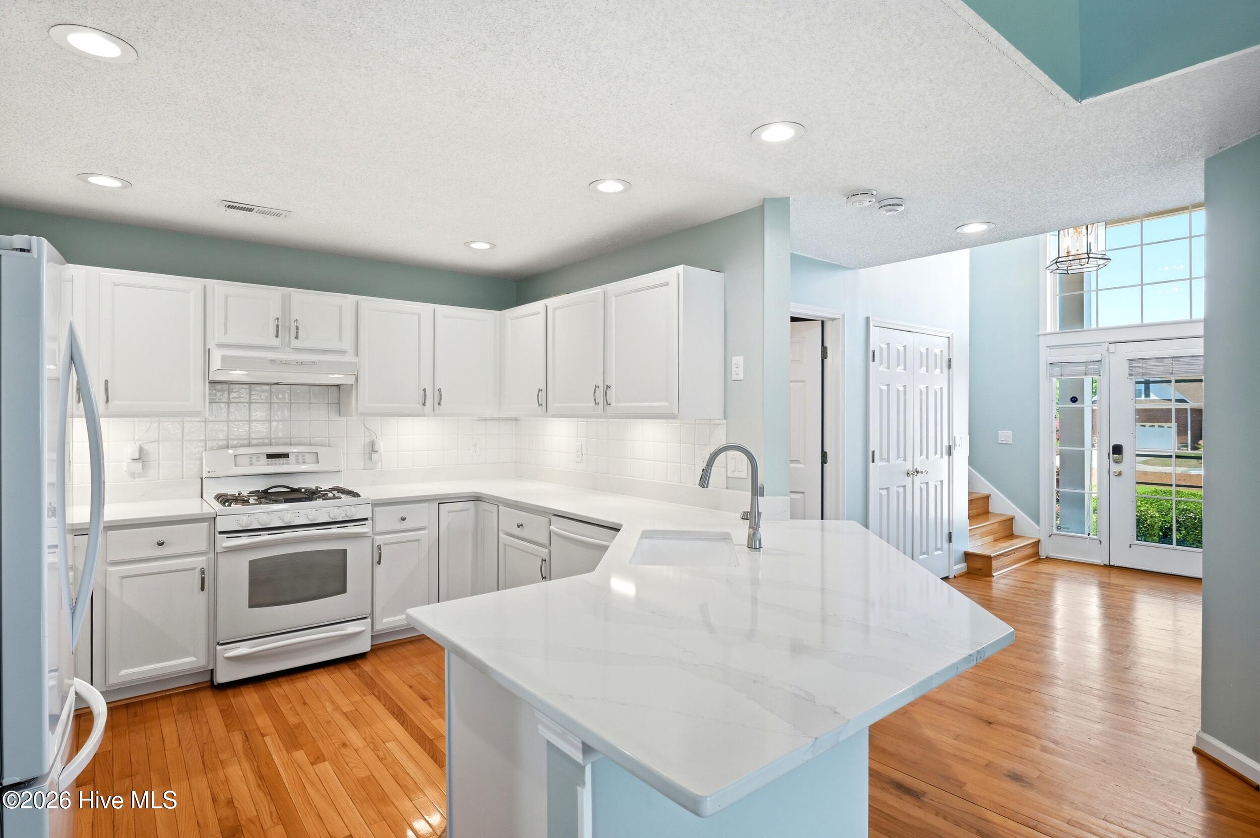 702 Tiara Drive
