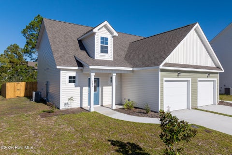 Townhouse For Sale - 226 Sandpiper Place<br/> Holly Ridge, NC 28445