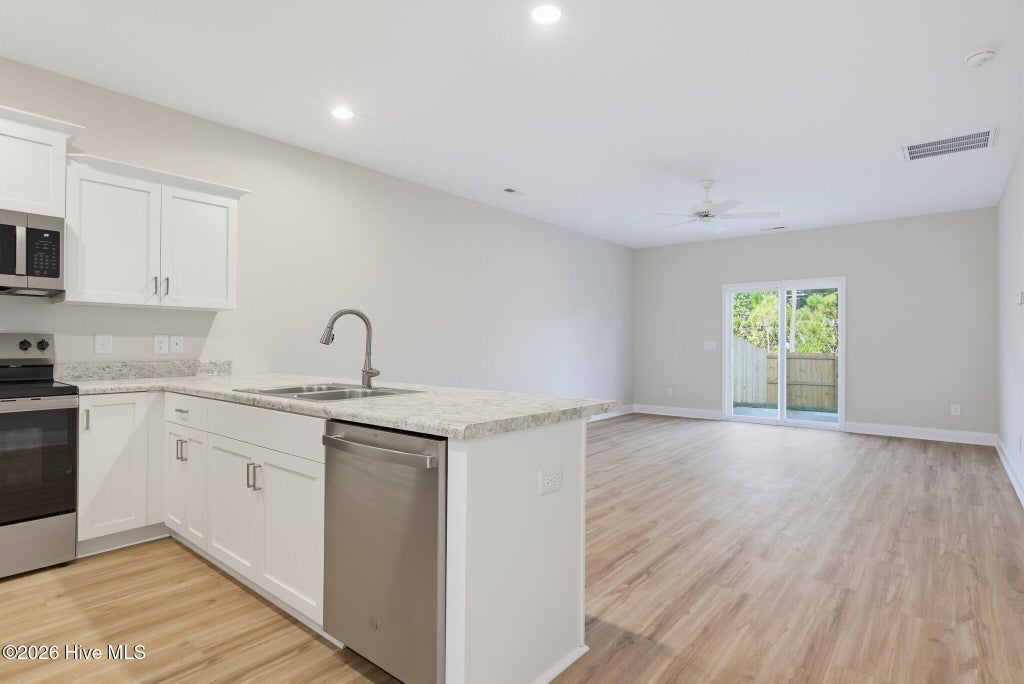 Photo of 226 Sandpiper Place, Holly Ridge, NC 28445 (MLS # 100609396)
