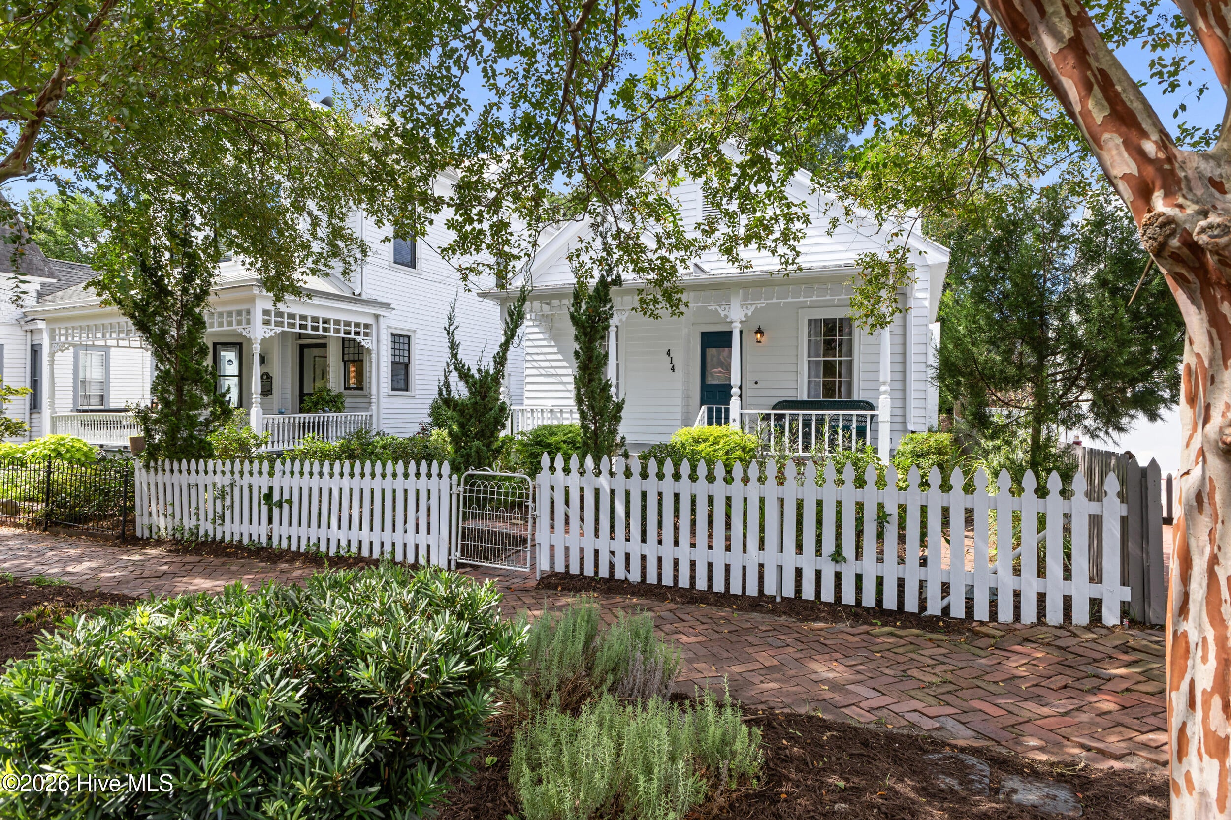 414 S 2nd Street