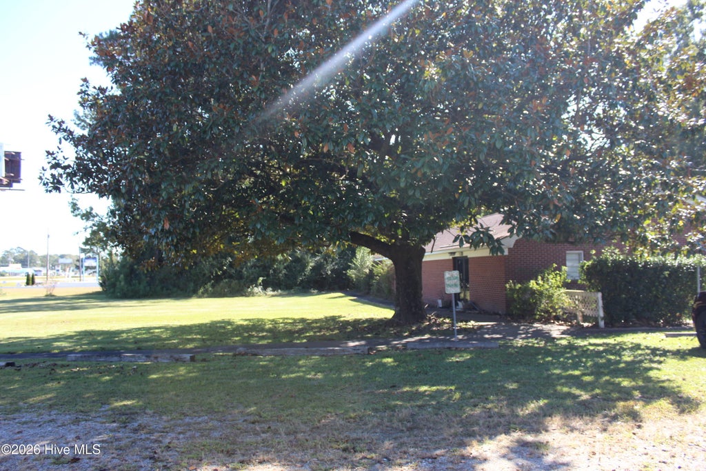 Photo of 275 W Us 70 Highway, Havelock, NC 28532 (MLS # 100612384)