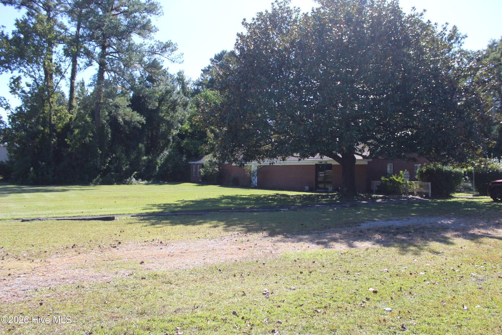 Photo of 275 W Us 70 Highway, Havelock, NC 28532 (MLS # 100612384)