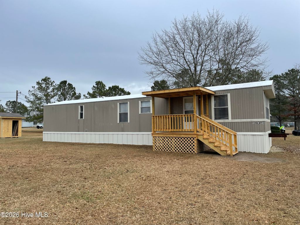 Photo of 115 Duck Pond Lane #5, Richlands, NC 28574 (MLS # 100557978)