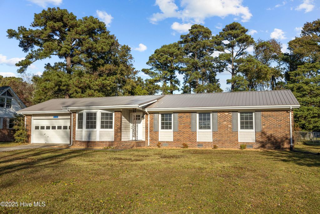 Photo of 610 Friendly Road, Morehead City, NC 28557 (MLS # 100538688)