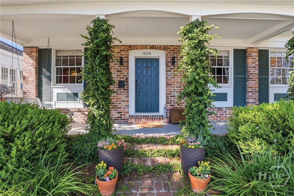 Photo of 404 E 51st Street, Savannah, GA 31405 (MLS # SA353827)