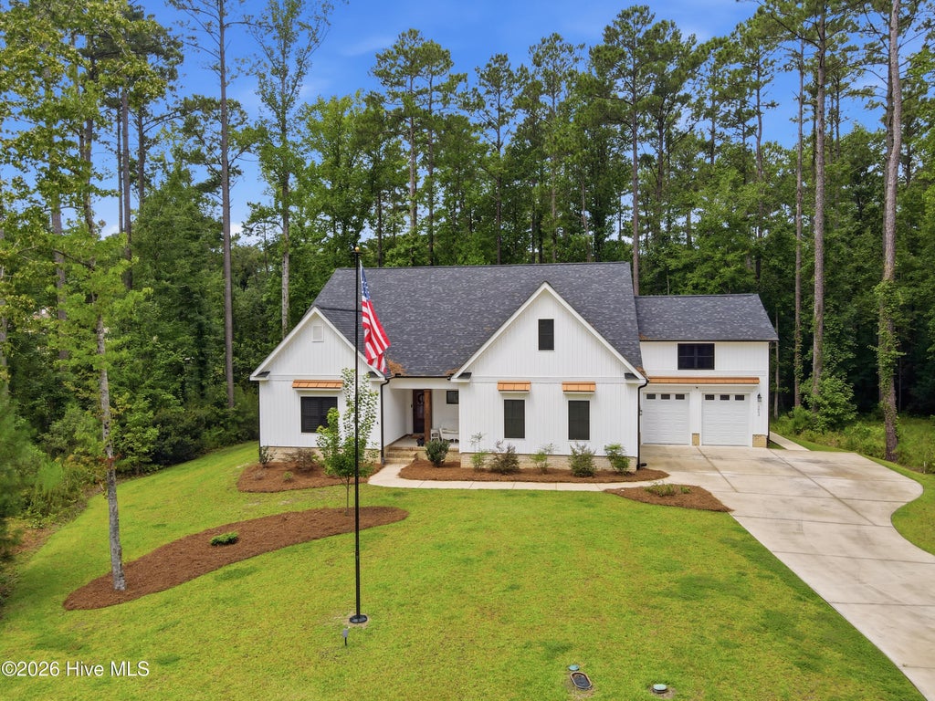 Photo of 1003 Alabaster Drive, New Bern, NC 28562 (MLS # 100611577)