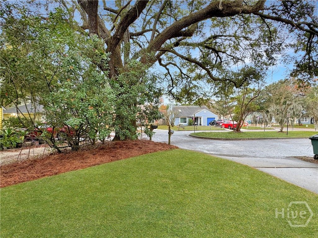 Photo of 33 Quail Forest Drive, Savannah, GA 31419 (MLS # SA345472)