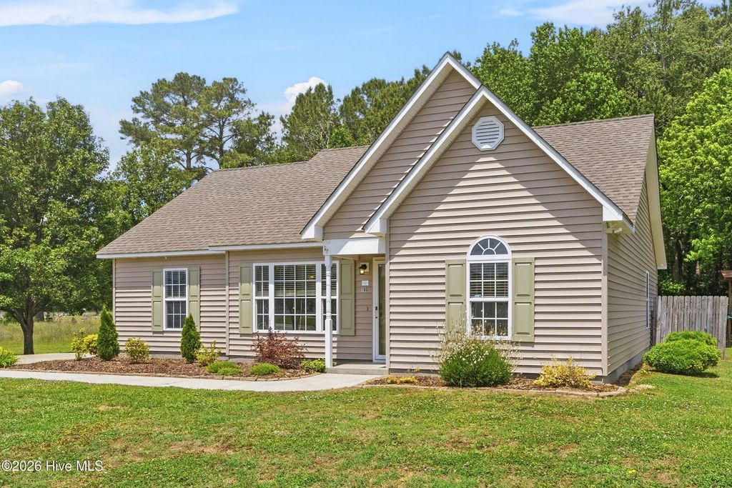 Photo of 105 Henry Giddeons Drive, Teachey, NC (MLS # 100572865)