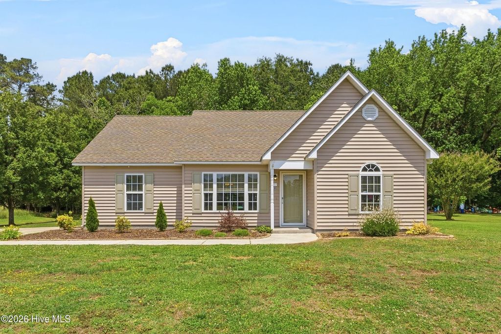Photo of 105 Henry Giddeons Drive, Teachey, NC (MLS # 100572865)