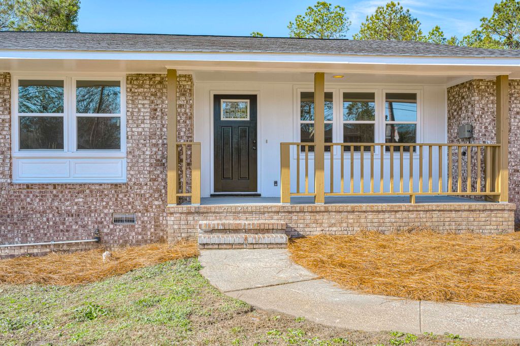 Photo of 3437 Mount Vernon Drive, Augusta, GA 30906 (MLS # 550039)