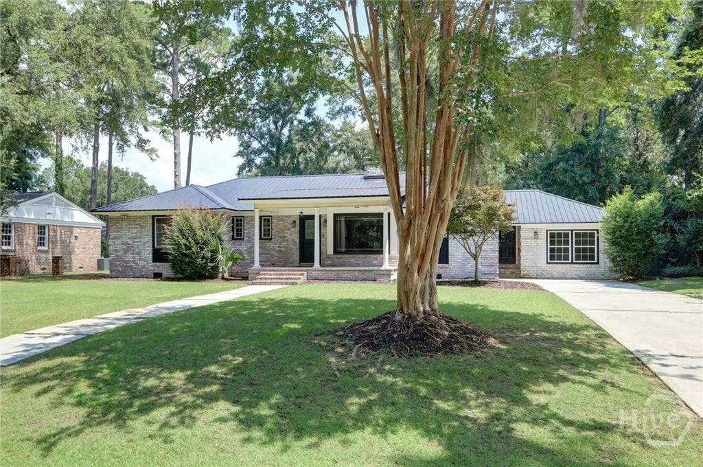 Photo of 12 Fallowfield Drive, Savannah, GA 31406 (MLS # SA360111)