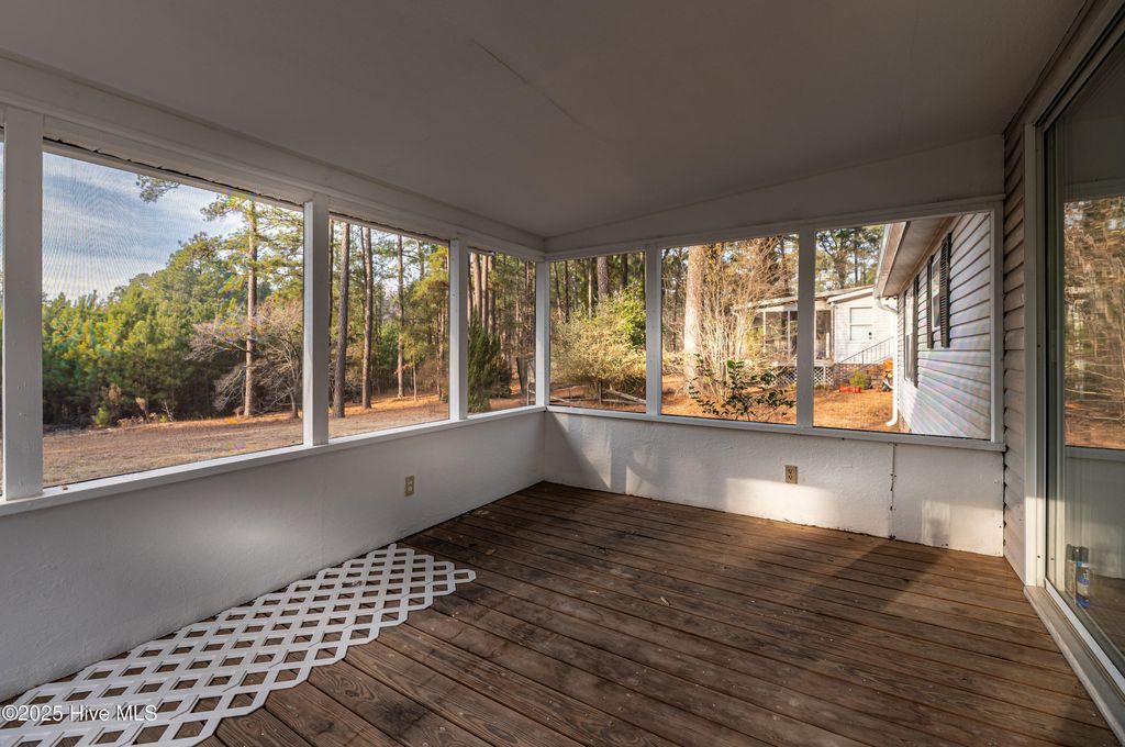 Photo of 142 Pine Valley Lane, West End, NC 27376 (MLS # 100546250)