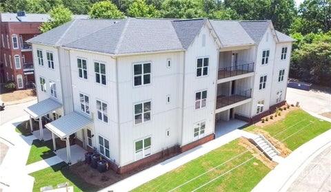 Condo For Rent - 240 Martha Drive<br/> Athens, GA 30606