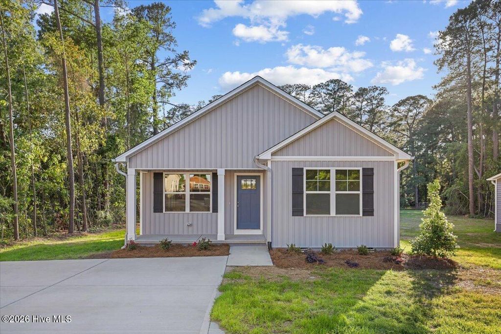Photo of 303 N West Street, Roseboro, NC 28382 (MLS # 100574343)