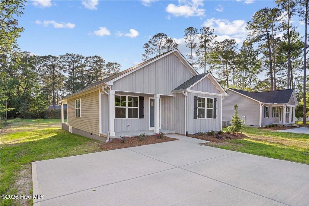 Photo of 303 N West Street, Roseboro, NC 28382 (MLS # 100574343)